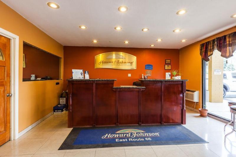 Howard Johnson By Wyndham Flagstaff Exterior photo