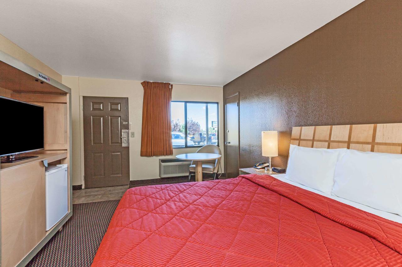 Howard Johnson By Wyndham Flagstaff Exterior photo